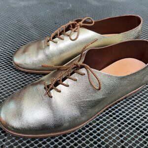 Bibliotek Gold Metallic Shoes